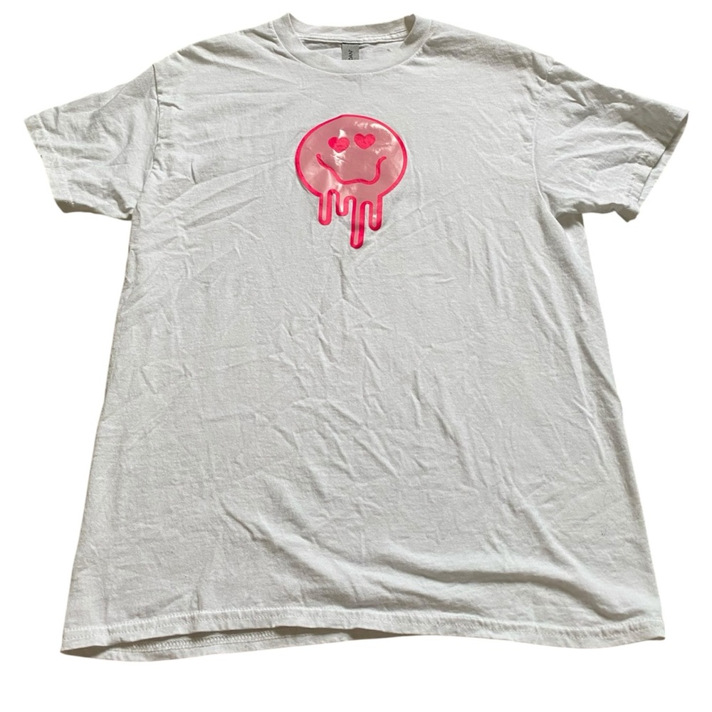 Pink Melting Smiley Face Graphic White Tshirt Womens Size Medium